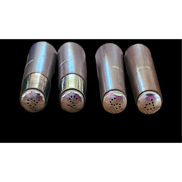 Vintage Mid Century wooden salt and pepper shakers - Picture 6 of 6